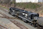 NS 4617 & 5040 push train E60 across Boylan Junction